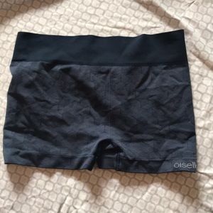 Oiselle spandex shorts